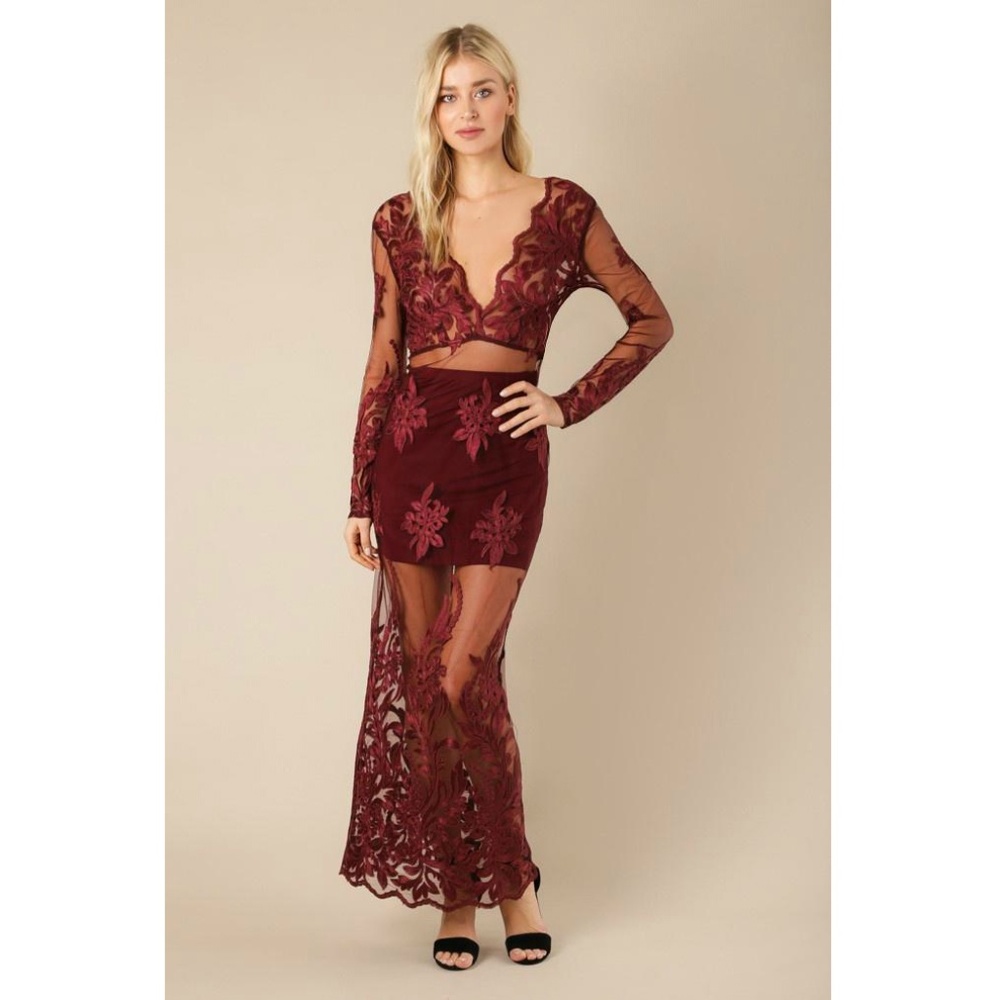 Wow Couture Scallop Lace Embroidered Maxi Gown - Picture 1 of 4